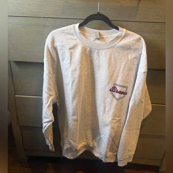 Gildan Gray Crewneck Sweater with Red Accents - Picture 3 of 3